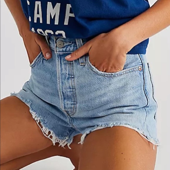 Levi’s 501 shorts - Picture 3 of 5